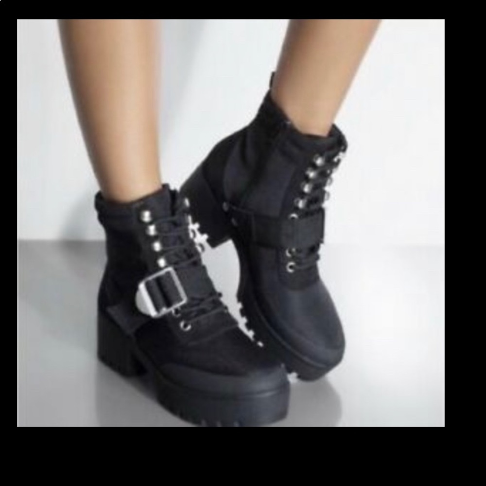 Steve Madden Grady Boots